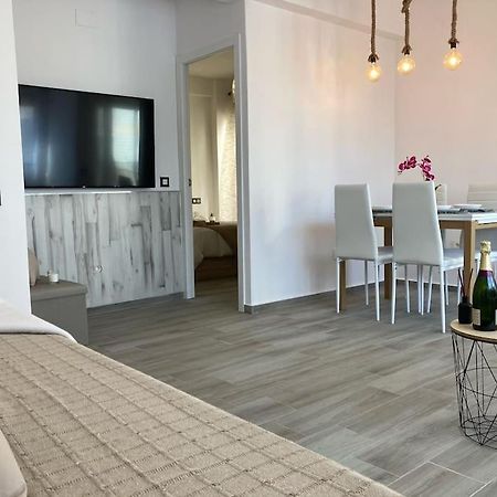 Coqueto apartamento de Playa con Piscina y Terraza Valencia Exterior foto