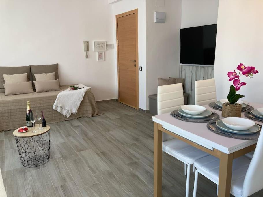 Coqueto apartamento de Playa con Piscina y Terraza Valencia Exterior foto