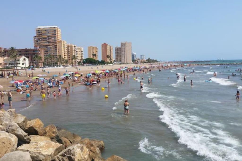 Coqueto apartamento de Playa con Piscina y Terraza Valencia Exterior foto